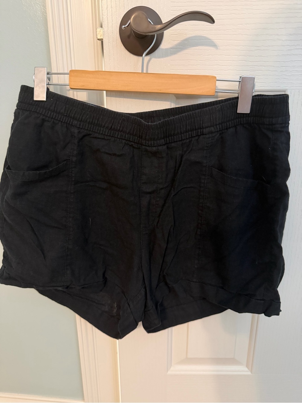 Old Navy Gray Elastic-Waist Shorts